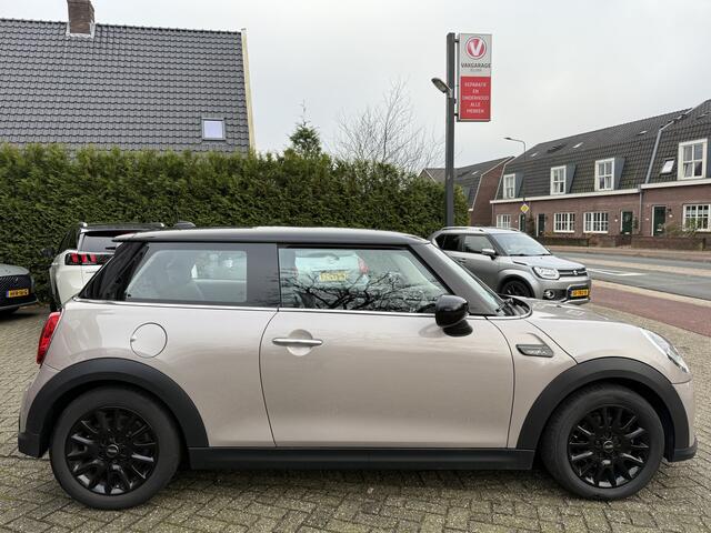 Mini COOPER Mini 1.5 Camden Aut., Navi | Clima | CarPlay