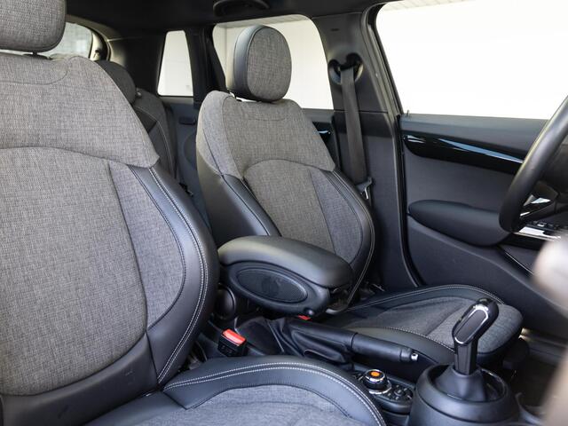 Mini COOPER 5-deurs Aut. Chili + Business + Panoramadak