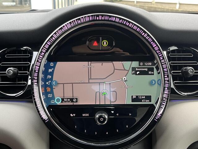 Mini COOPER Mini 1.5 Classic | NL Auto/1e Eig./Voll.Historie/Leder/Panodak/Navi/17"/Apple CarPlay-Android Auto