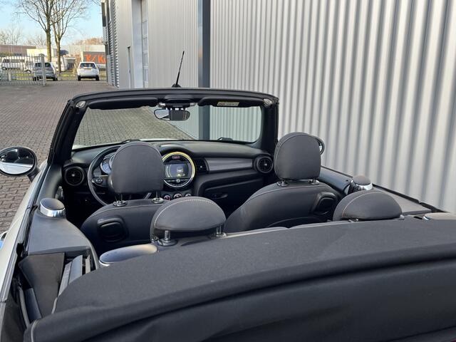 Mini COOPER Mini Cabrio 1.5 136PK Pepper Serious Business | LED | Stoelverw.