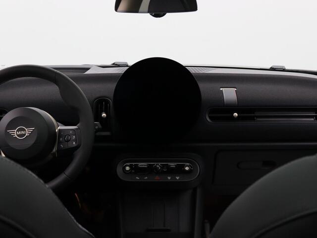 Mini COOPER Mini 1.5 C Blackyard