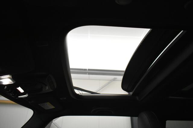 Mini COOPER Mini 1.5 60 Years Edition Panodak Vol Leder Harman Cardon Zwarte hemel Navi