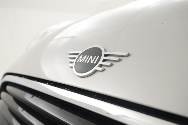Mini COOPER Mini 1.5 Business Edition Automaat, Navigatie, Leer, Panorama,