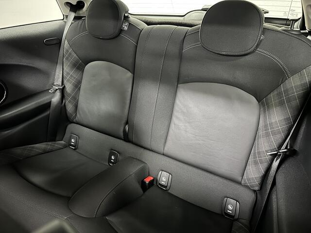 Mini COOPER Mini 1.5 Chili | Pano | Stoelverwarming | LED Koplampen | Sportseats