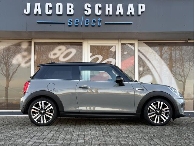 Mini COOPER Mini 1.5 Chili Automaat / Carplay / Panoramadak / Navi / 17" LM / PDC v+a