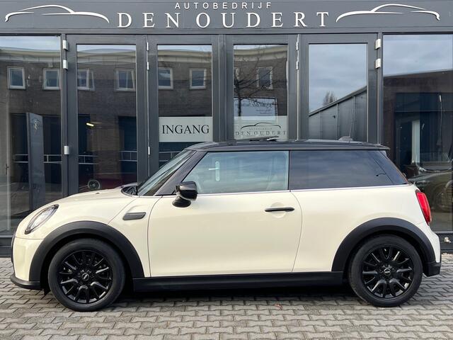 Mini COOPER Mini 1.5 Classic Aut. PANO / CARPLAY / LEER / LED 2022