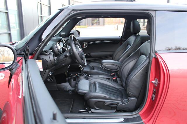 Mini COOPER 1.5 Cooper Summer Red Edition | Panoramdak | Leder | British Flags