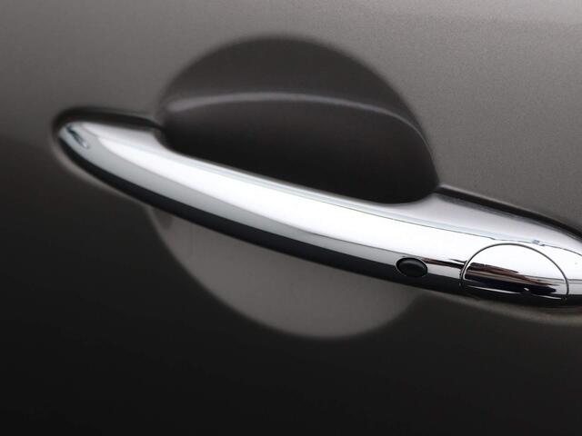 Mini COOPER 3-Deurs Chili Serious Business | Comfort Access | Parkeersensoren | LED-koplampen