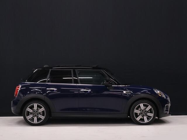 Mini COOPER Mini 1.5 60 Years Edition [SCHUIFKANTELDAK, HARMAN/KARDON, APPLE CARPLAY, HEAD-UP, STOELVERWARMING, VOL LEDER, PDC V+A, CRUISE, CLIMATE, NIEUWSTAAT]