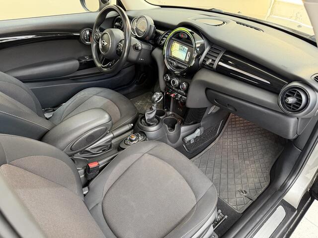 Mini COOPER Mini 1.5 Salt Business Origineel Nederlands, Panoramadak, Camera, Navigatie, Stoelverwarming, Parkeersensoren, 4 seizoenen banden, Verwarmde voorruit,