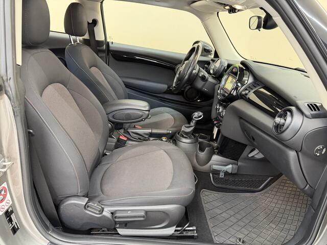 Mini COOPER Mini 1.5 Salt Business Origineel Nederlands, Panoramadak, Camera, Navigatie, Stoelverwarming, Parkeersensoren, 4 seizoenen banden, Verwarmde voorruit,