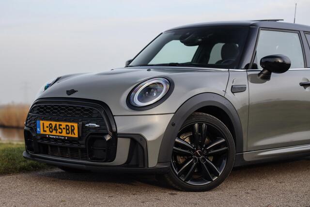 Mini COOPER 1.5 Aut-7 John Cooper Works ? Pano ? ACC ? Stuurverwarming