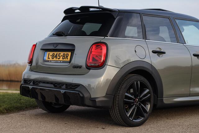 Mini COOPER 1.5 Aut-7 John Cooper Works ? Pano ? ACC ? Stuurverwarming