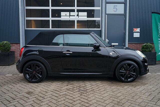 Mini COOPER Cabrio 1.5 Chili