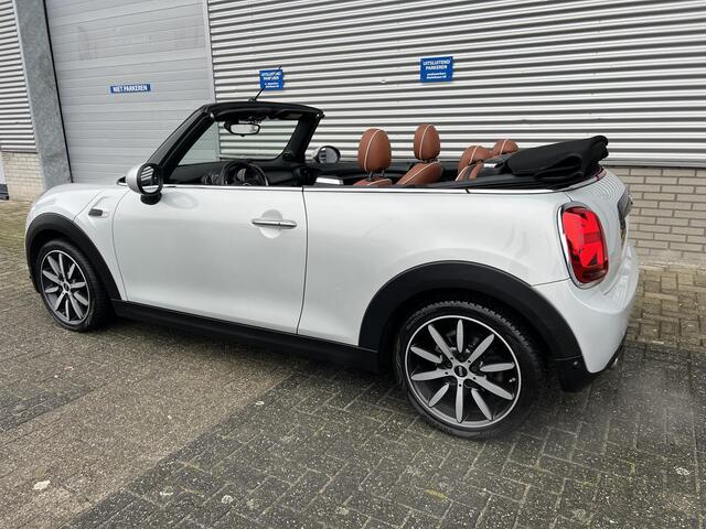 Mini COOPER Mini Cabrio 1.5 Chili | Apple Carplay & Android Auto | Bruin Lederen Bekleding | Climate Control | Cruise Control