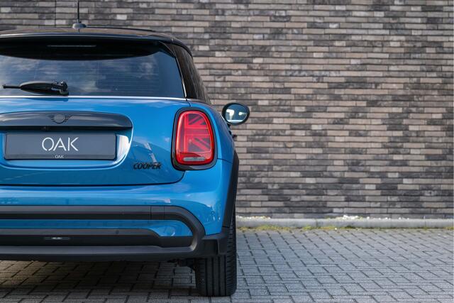 Mini COOPER Mini 1.5 MINI Yours | Navi | Panorama | Lounge Leder | Camera | 17"LM | NL Auto | Island Blue