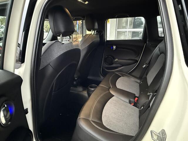 Mini COOPER Mini 1.5 Chili 5 drs | LED KOPLAMPEN | CLIMATE CONTROL | STOELVERWARMING | PARKEERSENSOREN |