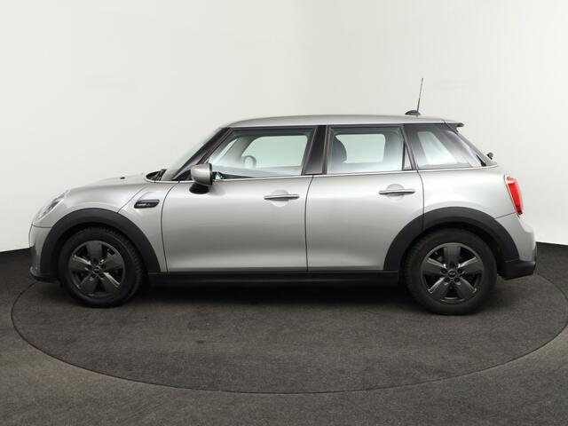 Mini COOPER Mini 1.5 Camden Edition | Automaat o CarPlay o Climate o LED