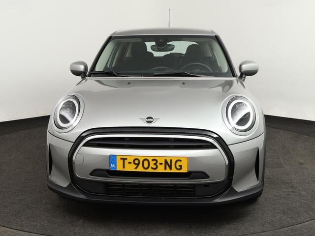 Mini COOPER Mini 1.5 Camden Edition | Automaat o CarPlay o Climate o LED