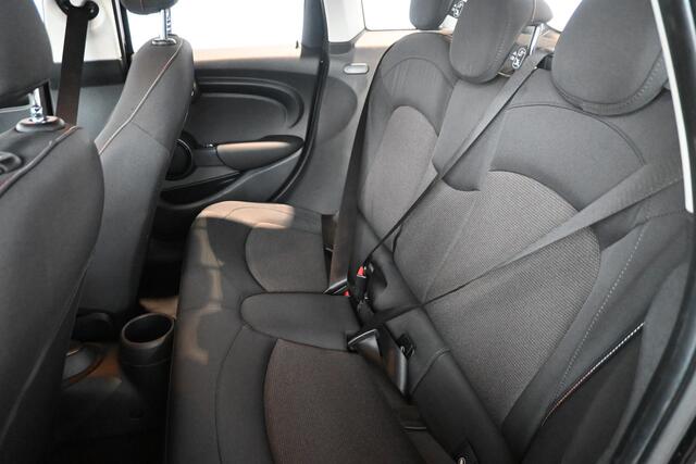 Mini COOPER Mini 1.5 Airco Navigatie LED Cruise Control Direct Leverbaar! Rijklaarprijs Inruil Mogelijk!