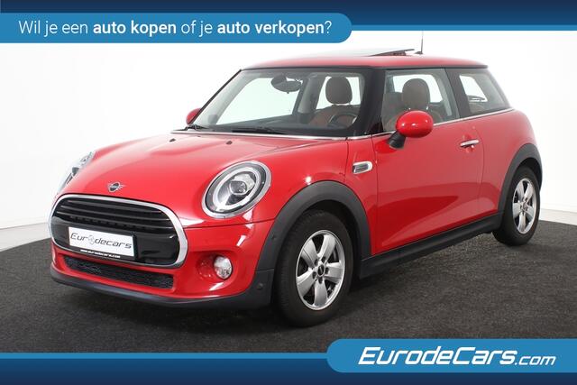 Mini COOPER Mini 1.5 *1ste Eigenaar*Panoramadak*Stoelverwarming*Parkassist*