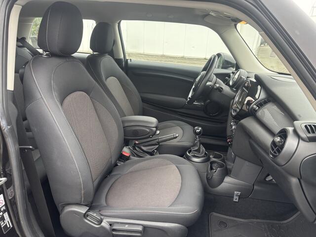 Mini COOPER Mini 1.5 Business Navi Cruise Parkeersensoren