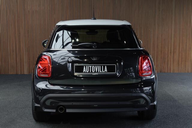 Mini COOPER Mini 1.5 Navi Leer Camera PDC Carplay Keyless Go & Entry LM velgen Zwarte binnenhemel Stoelverwarming Sportstoelen LED BTW auto!