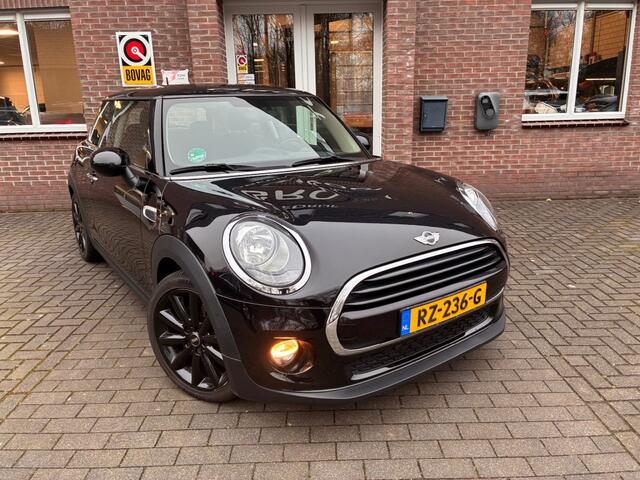 Mini COOPER 1.5 COOPER BUSINESS