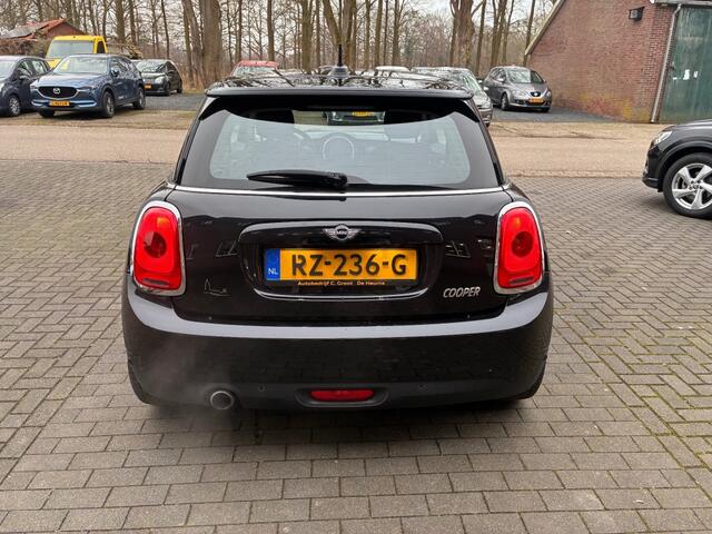 Mini COOPER 1.5 COOPER BUSINESS