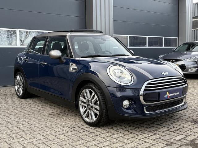 Mini COOPER Mini 1.5 Seven Chili | Pano | Schuifdak | Leder | Xenon | Camera | Cruise | Keyless | All Season | Interesse? Bel of App naar: 06 30 51 05 90
