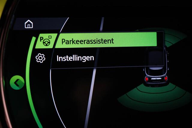 Mini COOPER Mini 1.5 Chili | BUSINESS / PARK ASSIST PACK | HALF LEDER | VOORRUITVERWARMING | APPLE | 18"