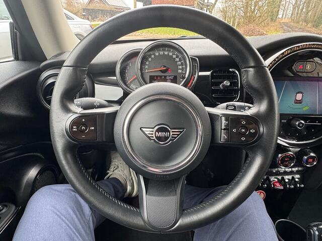 Mini COOPER 1.5 136pk autom Camden Edition 1/2leer,ecc,lmv,navi,pdc