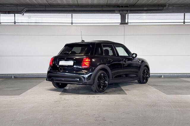 Mini COOPER 5-deurs Camden Edition
