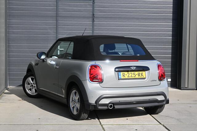 Mini COOPER Mini Cabrio 1.5 Classic | STOELVERWARMING | CAMERA | AUTOMAAT | NAVI | CRUISE CONTROL | CLIMATE CONROL | PDC | LMV |