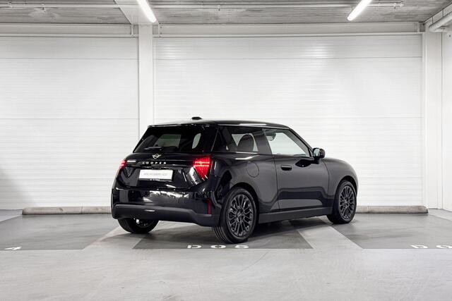 Mini COOPER 3-Deurs E Essential | Head-Up Display | Stoelverwarming | Blackyard