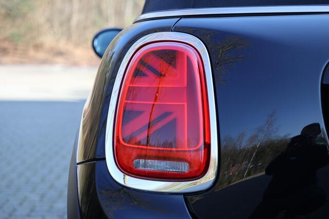 Mini COOPER Mini Cabrio 1.5 Harman Kardon I Keyless I Navi I Parkeerassistent I Windvanger I Stoelverwarming I Achteruitrijcamera I Stoelverwarming I MINI Excitement-pakket I Etc.