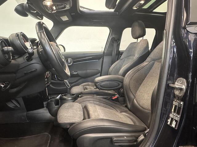 Mini COOPER Mini 1.5 Yours 5-DRS DCT-7 Aut. 136pk Panoramadak Sportstoelen Navi Carplay PDC Achter+Camera Full LED Armsteun Cruise Control Stoelverwarming