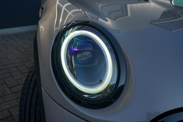 Mini COOPER 1.5 Classic