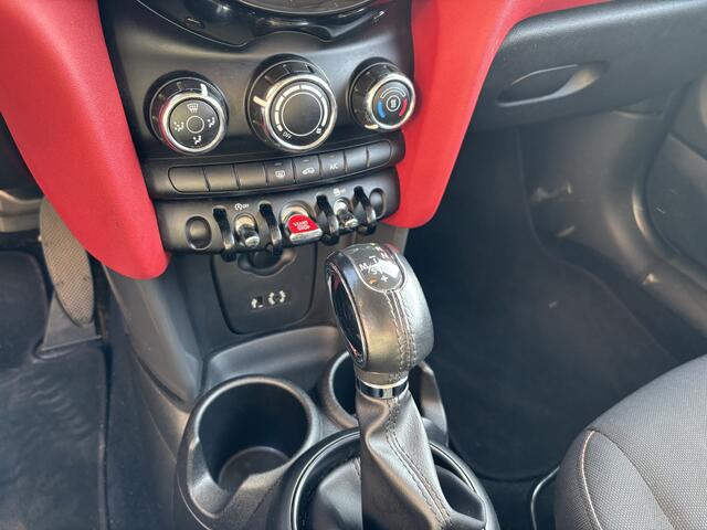 Mini COOPER Mini 1.5 Automaat Airco / LM-Velgen / Zwart dak