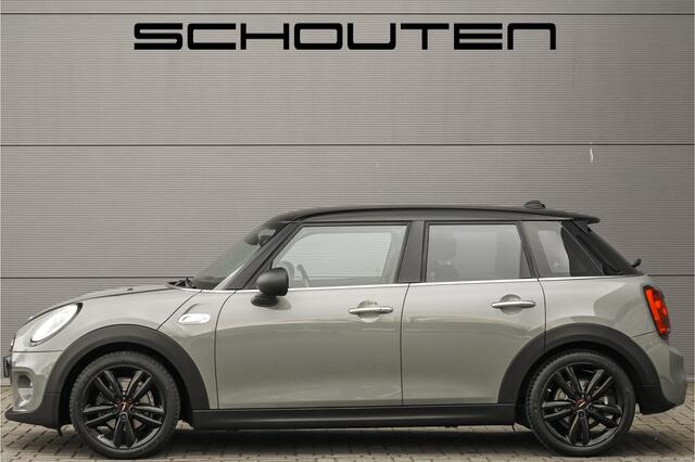 Mini COOPER Mini 1.5 Serious Business 5DRS JCW Interieur Navi 17"