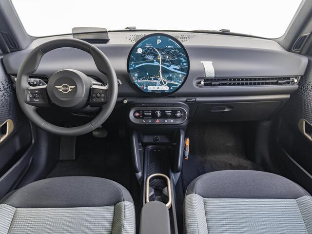 Mini COOPER 3-deurs E Blackyard + Stoelverwarming + Head-up display