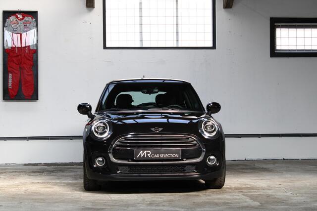 Mini COOPER Mini 1.5 Chili | Serious Business | Stoelverwarming | Achteruitrijcamera | NL auto | 1e eigenaar |