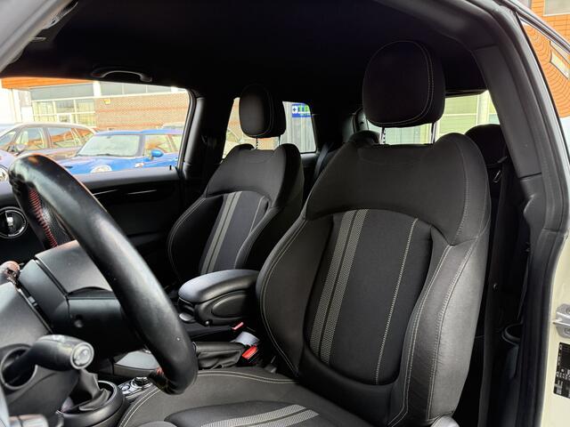 Mini COOPER Mini BWJ 2017 1.5 136 PK Serious Business FULL LED | KEYLESS | NAVI | CLIMA | CRUISE | BLUETOOTH | LMV | PDC