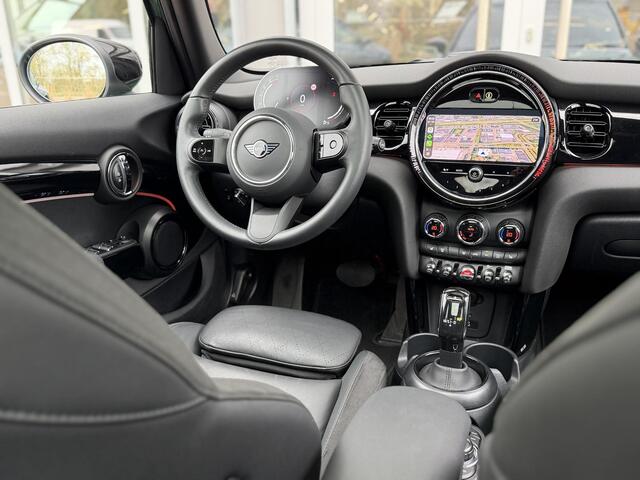 Mini COOPER Mini 1.5 Camden Edition |Pano|Leer|British racing green - Black exterior