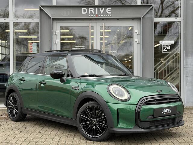 Mini COOPER Mini 1.5 Camden Edition |Pano|Leer|British racing green - Black exterior