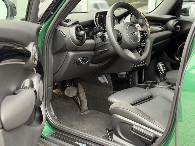 Mini COOPER Mini 1.5 Camden Edition |Pano|Leer|British racing green - Black exterior