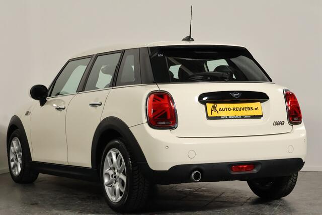 Mini COOPER Mini 1.5 Pepper / LED / Aut / Navi / CarPlay