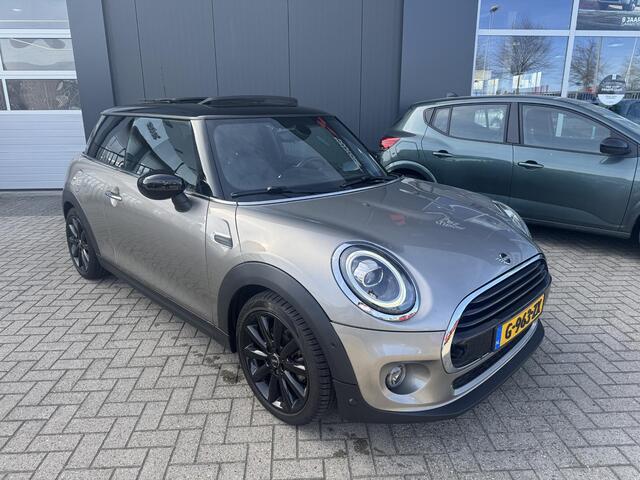 Mini COOPER Mini 1.5 60 Years Edition | Panoramadak | Harman Kardon | Navigatie | Carplay