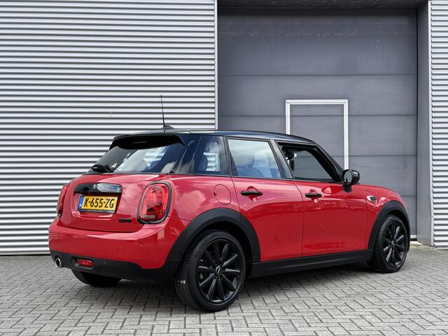 Mini COOPER Mini 1.5 Dalston Edition I Aut. I 5 Deurs I Carplay I Camera I Sportstoelen
