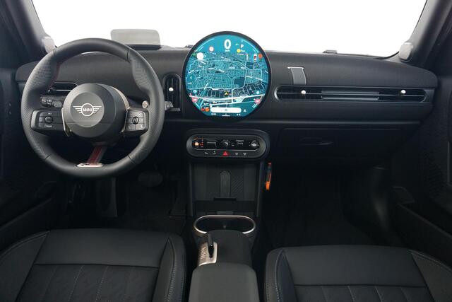 Mini COOPER 5-deurs C John Cooper Works Trim | Pakket XL | Panoramadak | Harman Kardon | Stoel & Stuurverwarming | Driving Assistant Plus